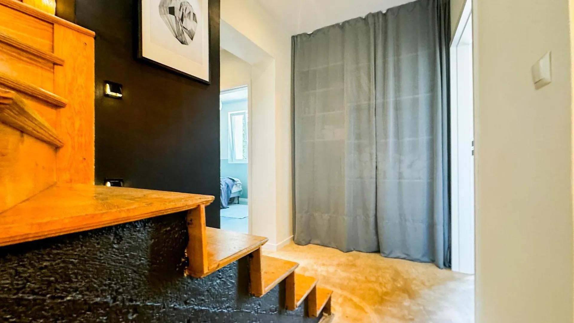 Modern 4Bd, 2 Balcony, Family & Work Haven! Near Park & Bus Stop Wroclaw 0*,  Poland